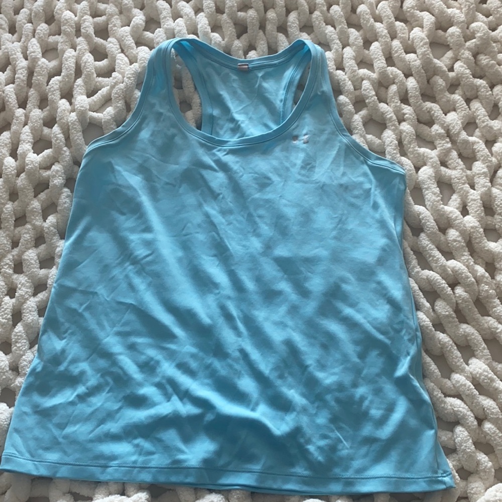 Under armour tank